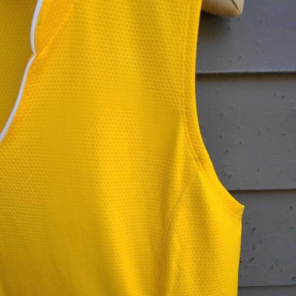 Lady Hagen Yellow Sleeveless Golf Top size Large - Picture 5 of 9